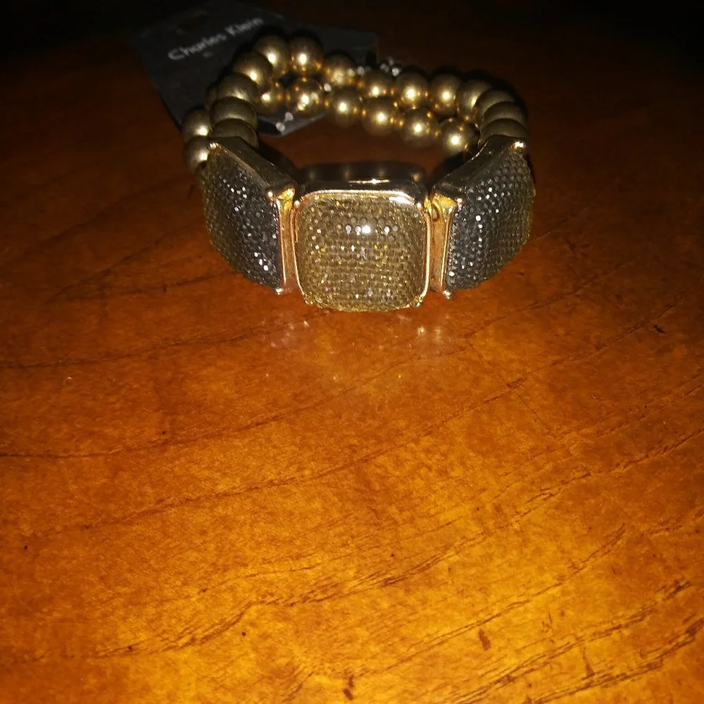 Unique Fashion Bracelet.